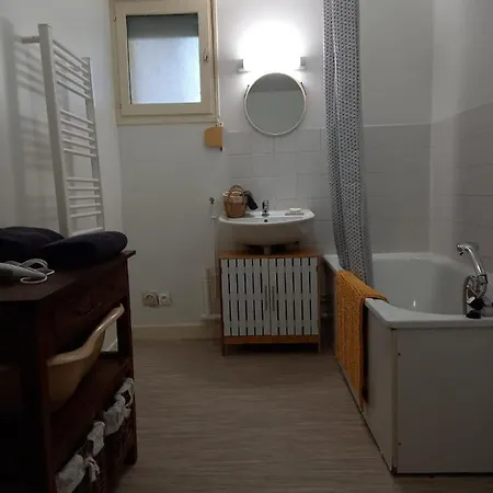 Plein Centre, Balcon - 4 Personnes Apartmán Sedan